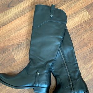 Women’s leather shoes!